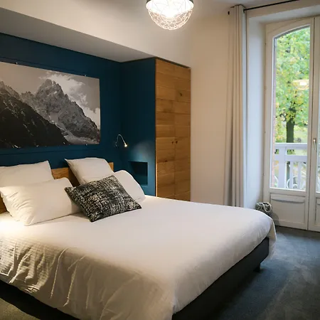 Aiguille Verte & Hotel Chamonix